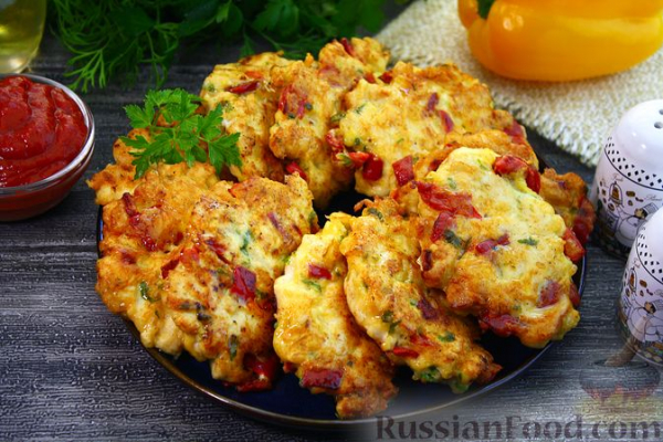 Рубленые котлеты из куриного филе, с сыром и перцем